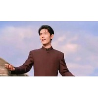 肖战长城上演唱《我和我的祖国》，亲爱的祖国生日快乐